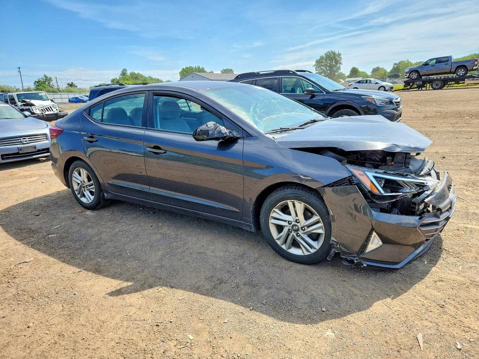 2020 HYUNDAI ELANTRA SEL SEL 4