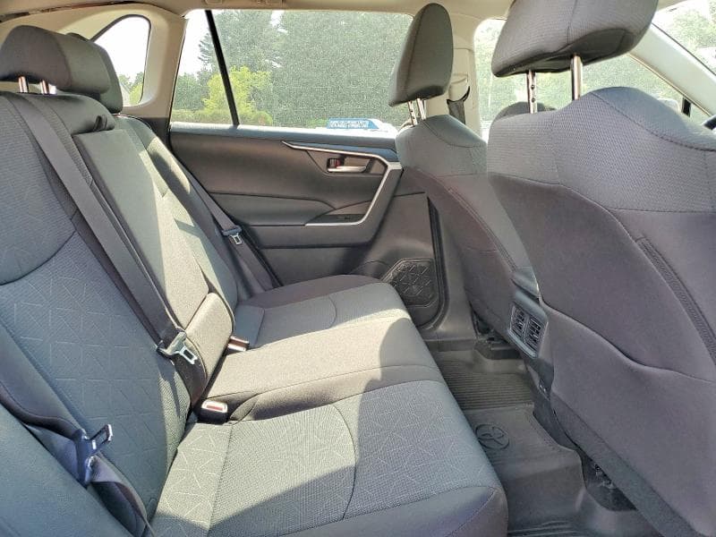2025 TOYOTA RAV4 XLE XLE 11