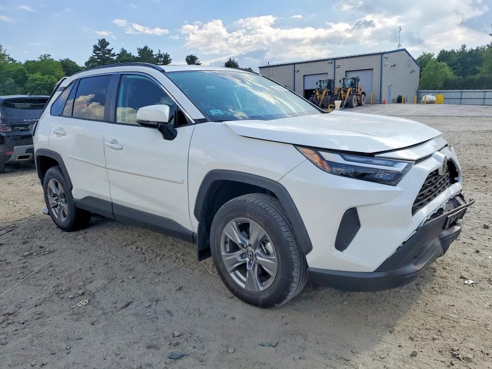 2025 TOYOTA RAV4 XLE XLE 4