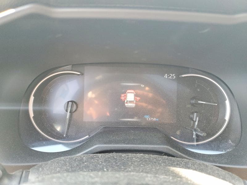2025 TOYOTA RAV4 XLE XLE 9