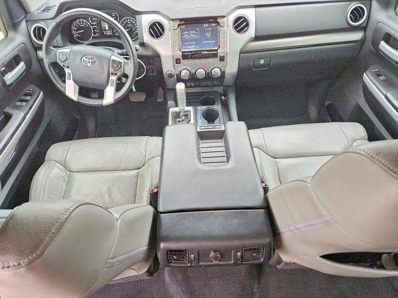 2020 TOYOTA TUNDRA SR5 8