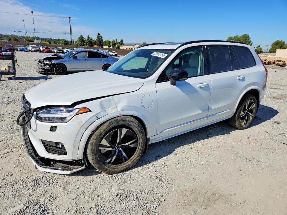 2023 VOLVO XC90 PLUS - 1