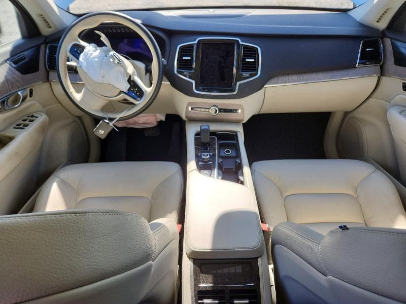 2023 VOLVO XC90 PLUS 8