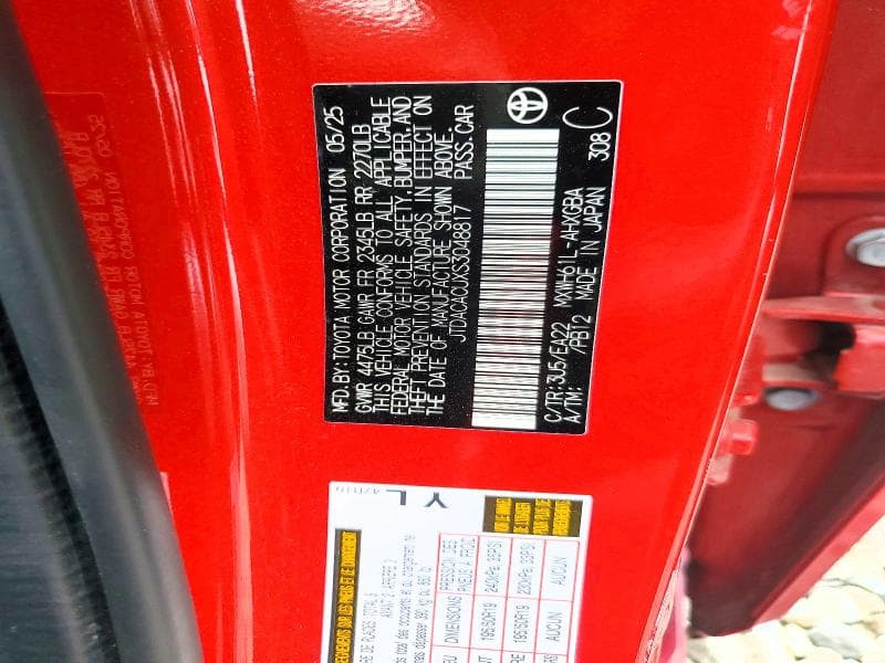 2025 TOYOTA PRIUS PLUG-IN HYBRID XSE 12