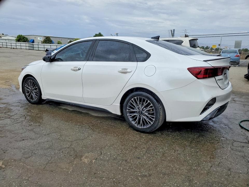 2022 KIA FORTE GT LINE 2