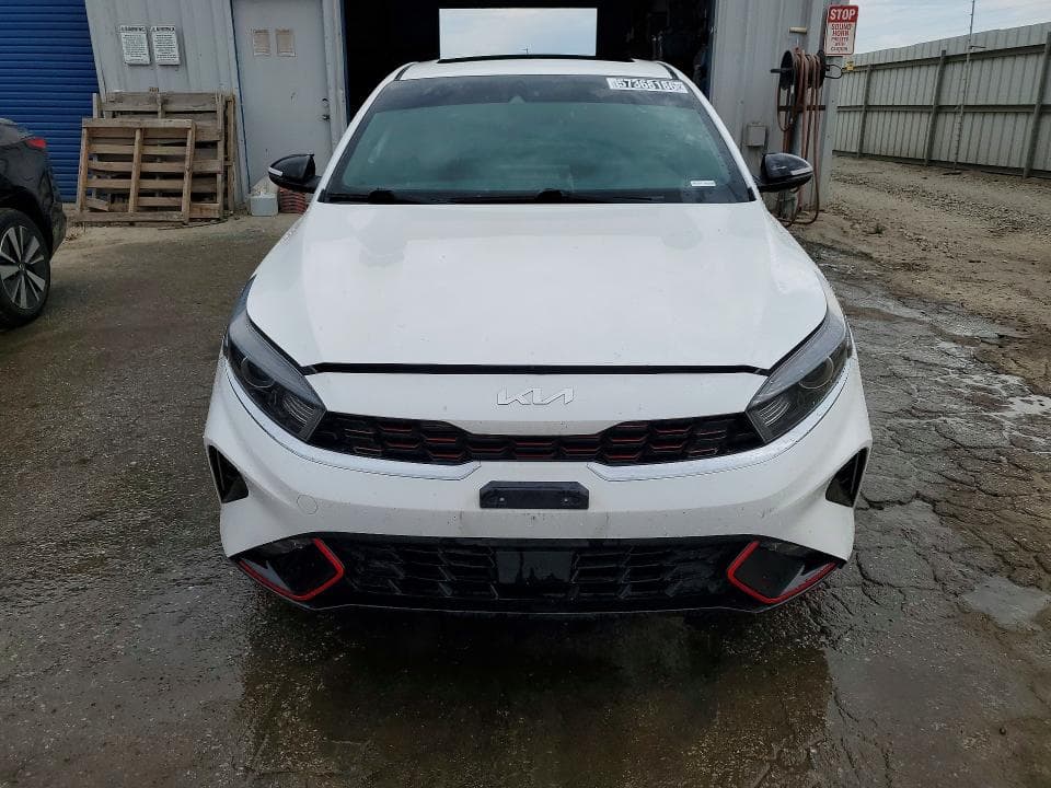 2022 KIA FORTE GT LINE 5