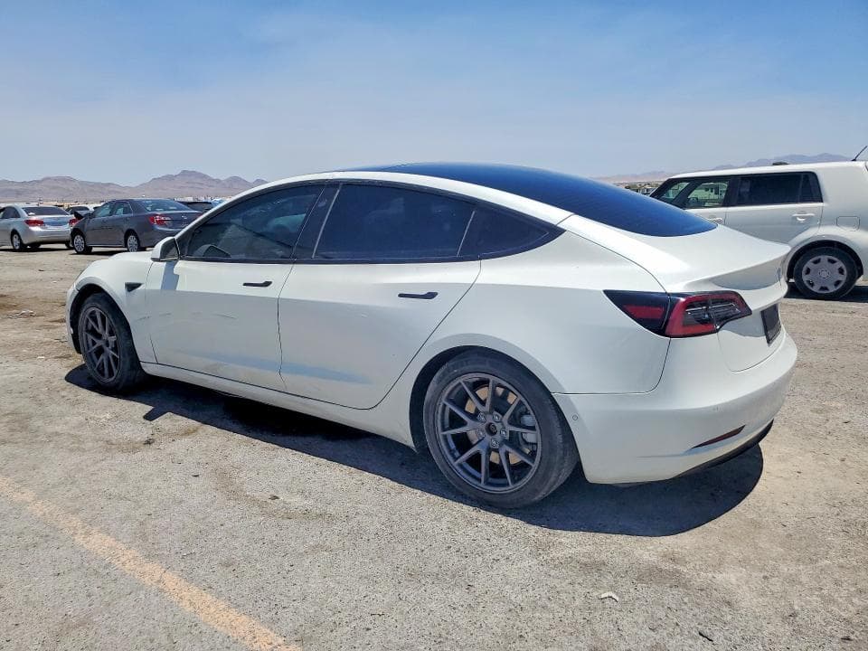 2021 TESLA MODEL 3 2