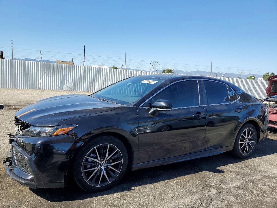 2024 TOYOTA CAMRY HYBRID SE - 1