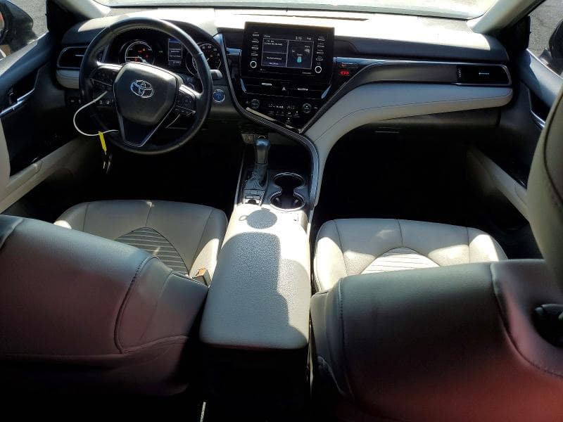 2024 TOYOTA CAMRY HYBRID SE 8