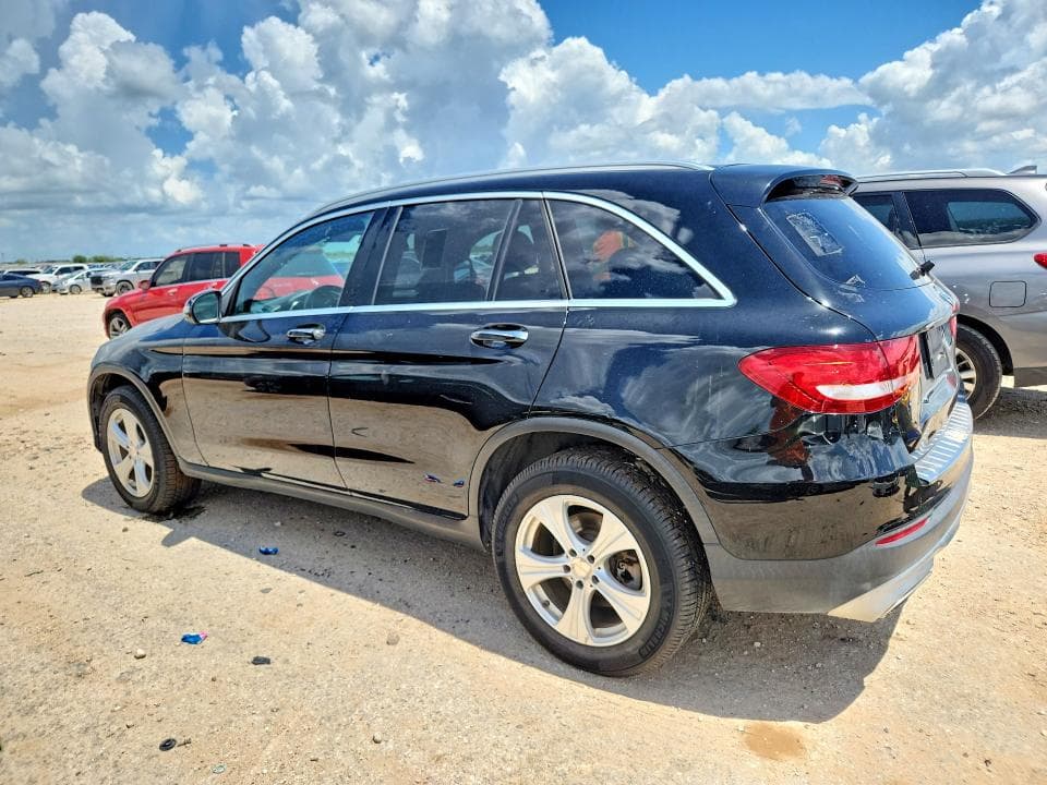 2017 MERCEDES-BENZ GLC 300 300 2