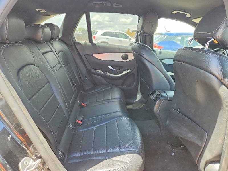 2017 MERCEDES-BENZ GLC 300 300 11