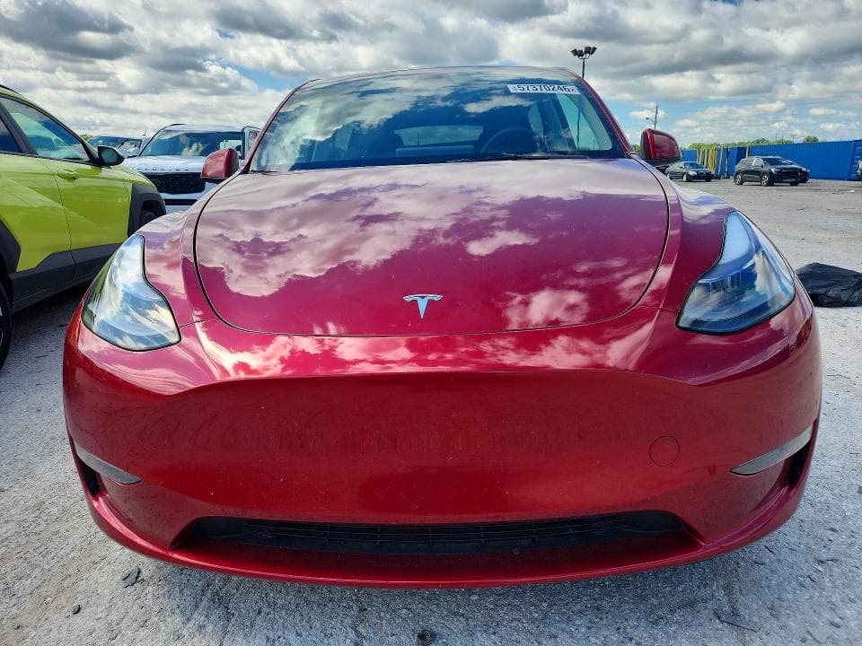 2024 TESLA MODEL Y 5