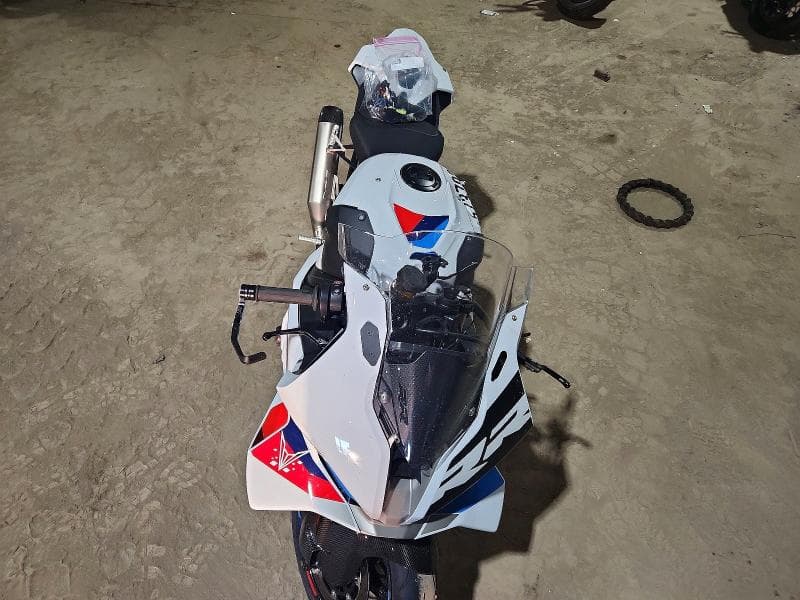 2025 BMW S 1000 RR 5