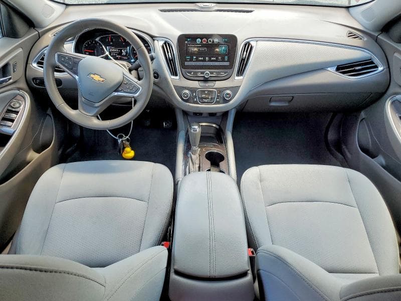 2017 CHEVROLET MALIBU LT 8