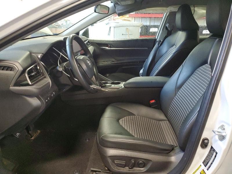 2022 TOYOTA CAMRY SE SE 7
