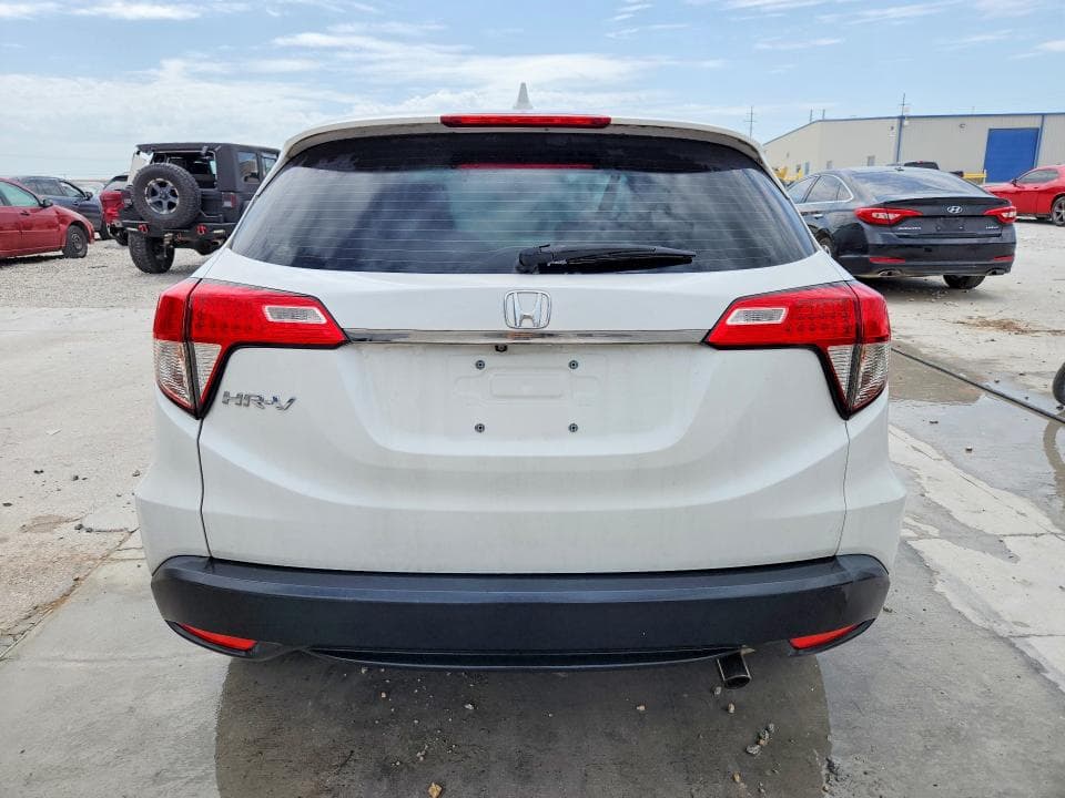 2021 HONDA HR-V LX 6