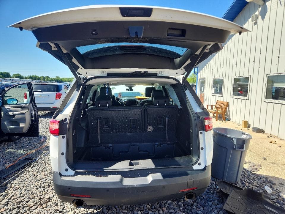 2020 CHEVROLET TRAVERSE RS 6