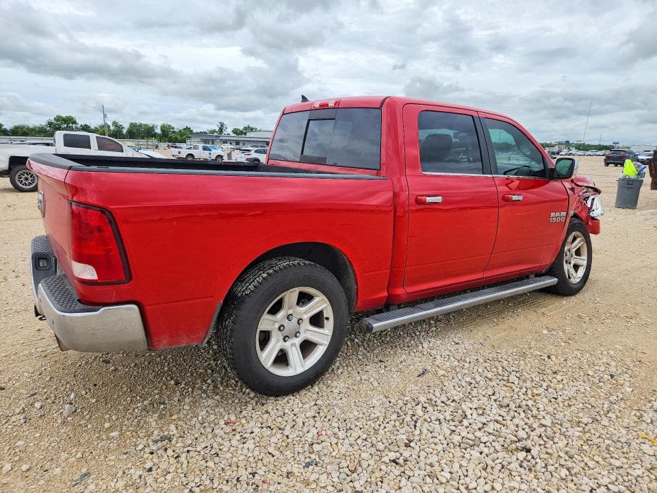 2017 RAM 1500 SLT 3