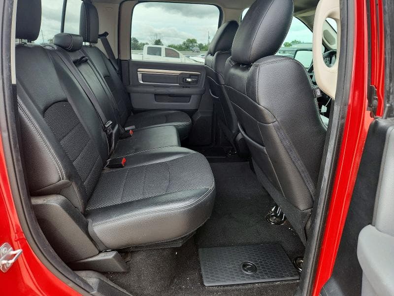 2017 RAM 1500 SLT 10