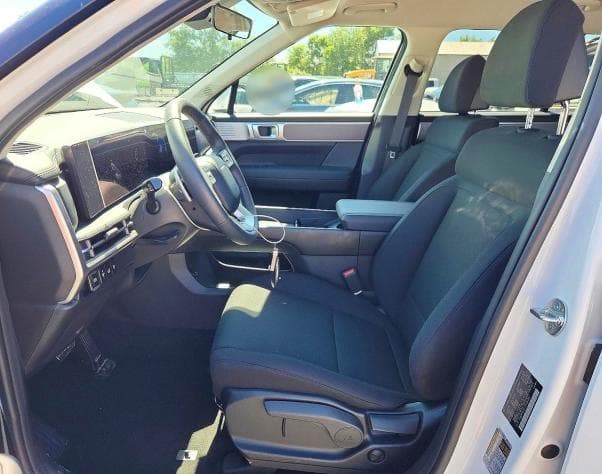 2026 HYUNDAI SANTA FE SE 7