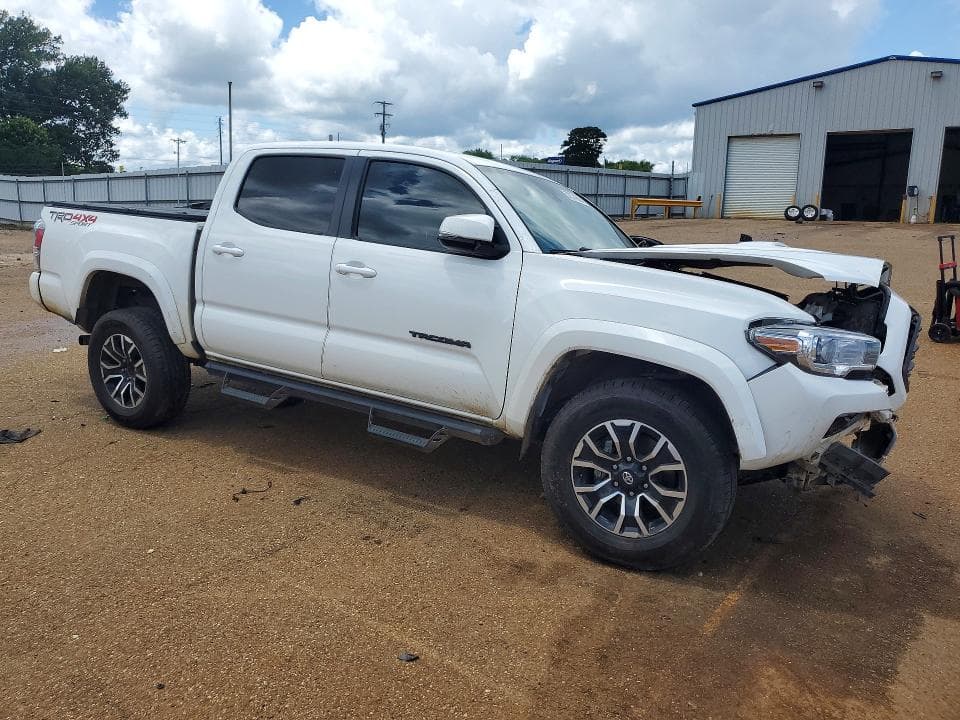 2022 TOYOTA TACOMA TRD SPORT 4
