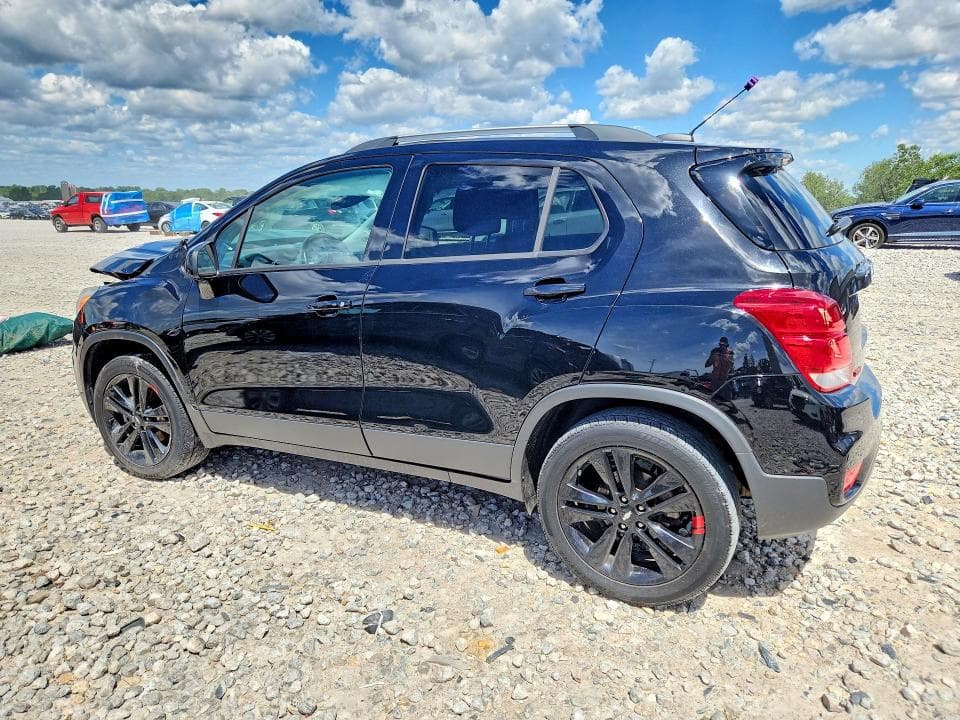 2020 CHEVROLET TRAX 1LT 2