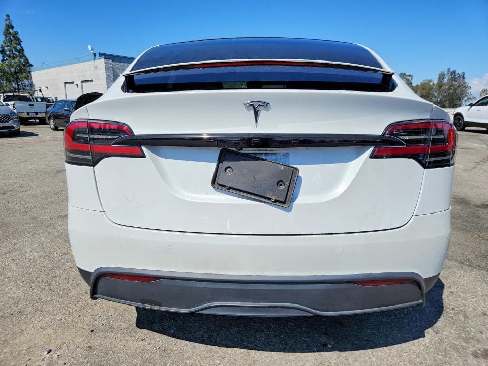 2022 TESLA MODEL X 6