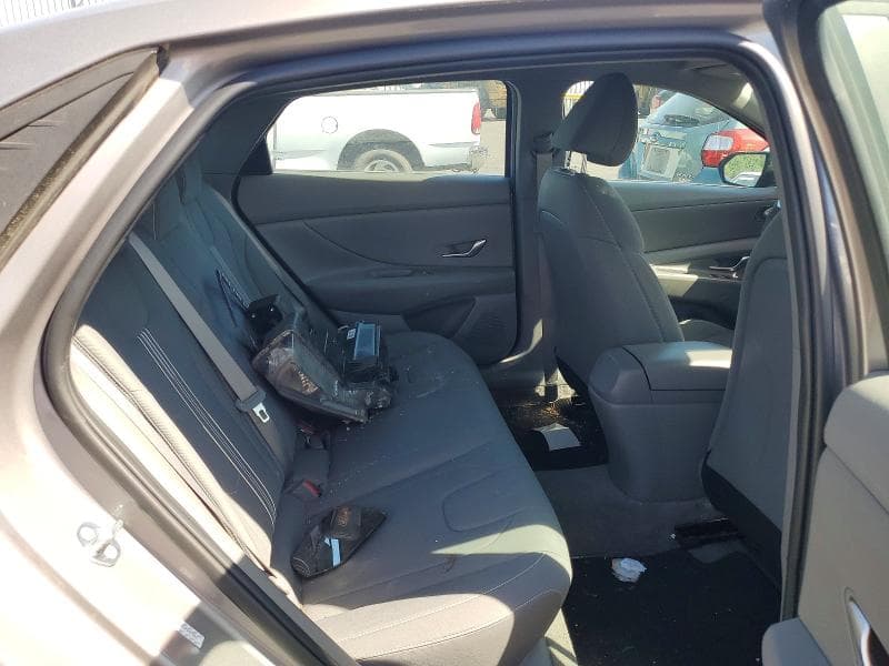 2023 HYUNDAI ELANTRA SEL SEL 10