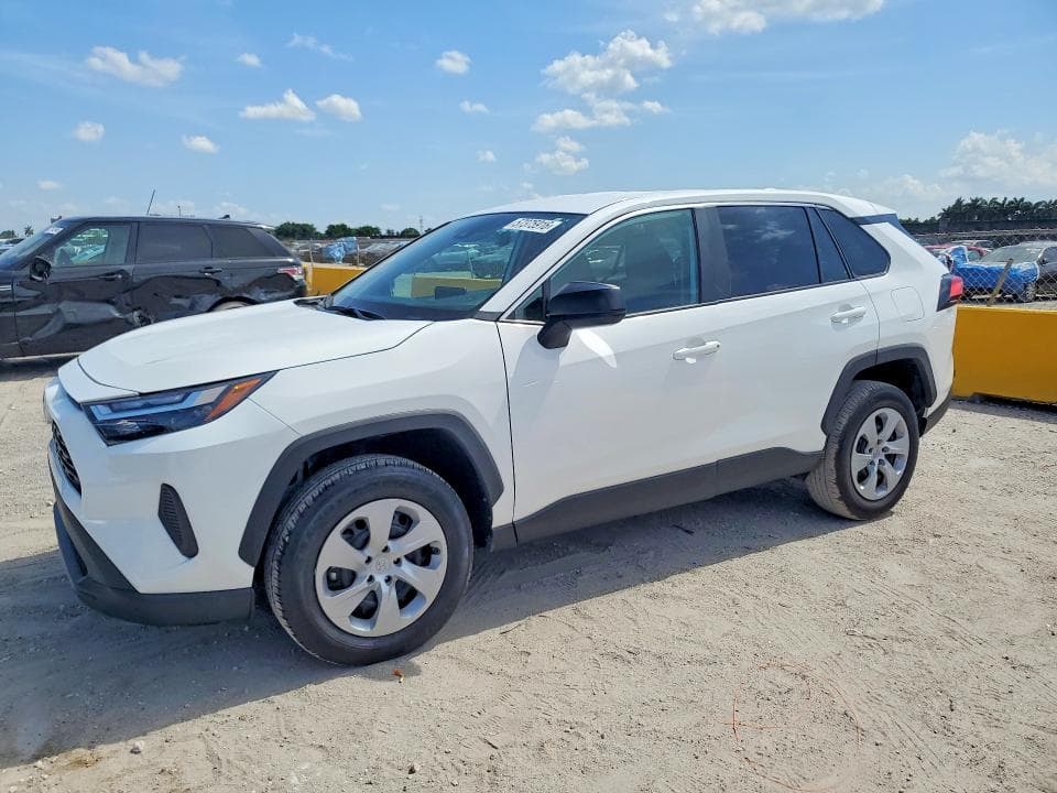 2025 TOYOTA RAV4 LE