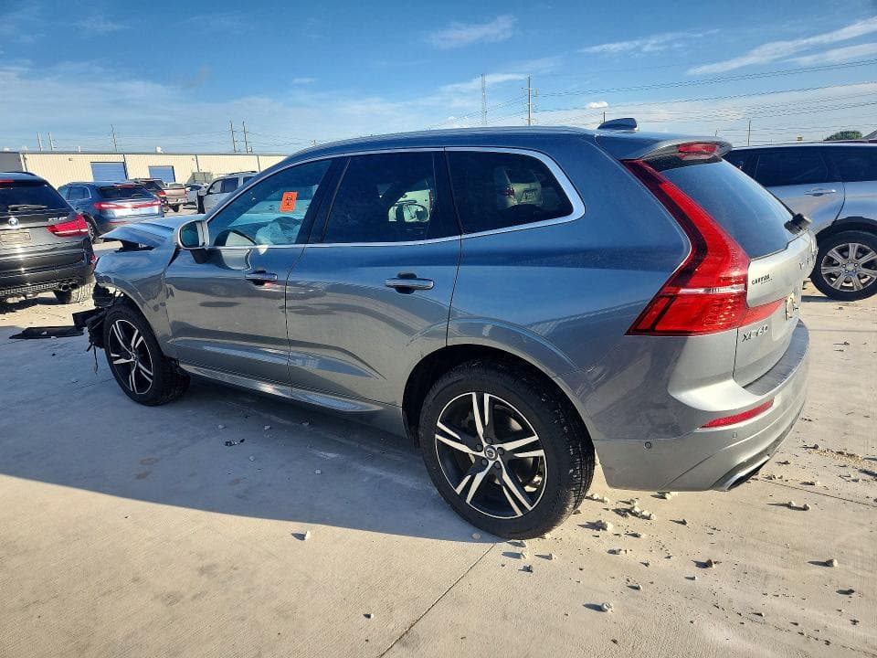 2018 VOLVO XC60 T6 R-DESIGN T6 R-DESIGN 2