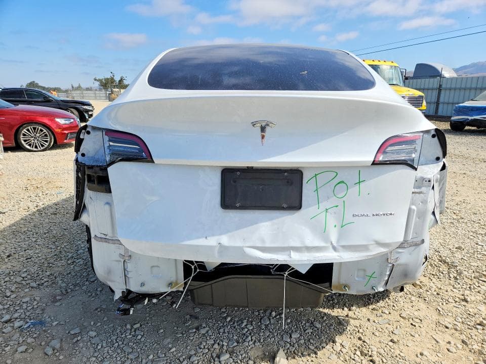 2021 TESLA MODEL Y 6