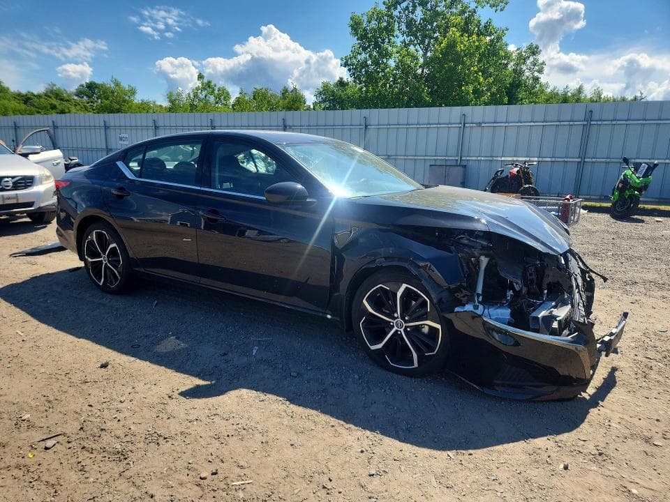 2025 NISSAN ALTIMA SR 4