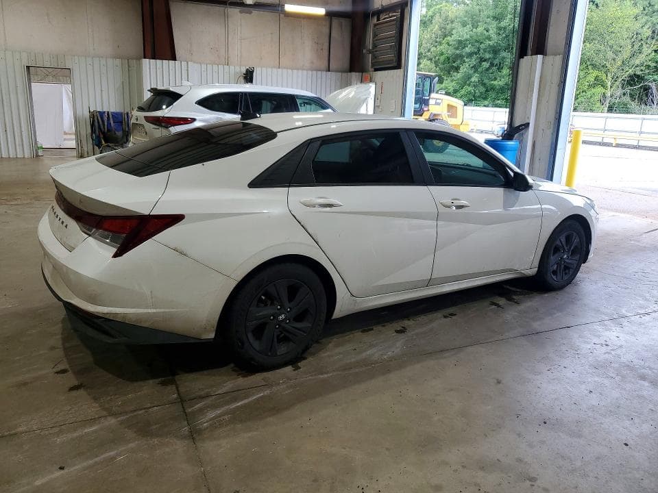2021 HYUNDAI ELANTRA SEL 3