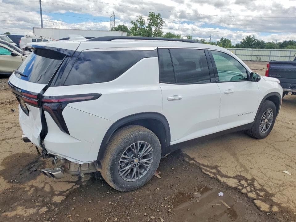 2025 CHEVROLET TRAVERSE LT 3