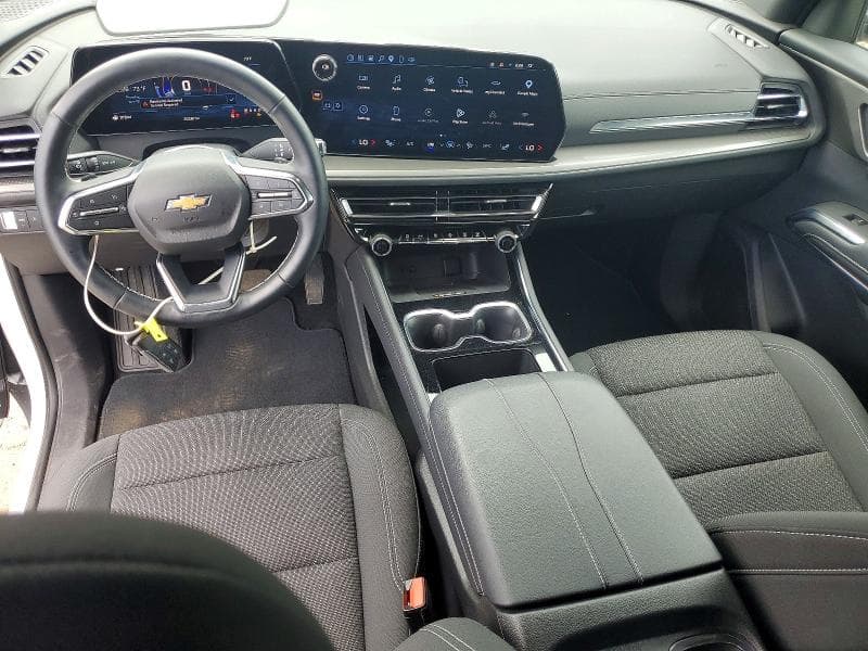 2025 CHEVROLET TRAVERSE LT 8