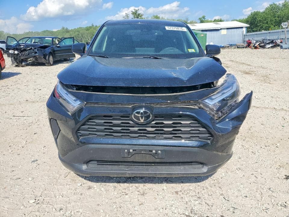 2023 TOYOTA RAV4 LE 5
