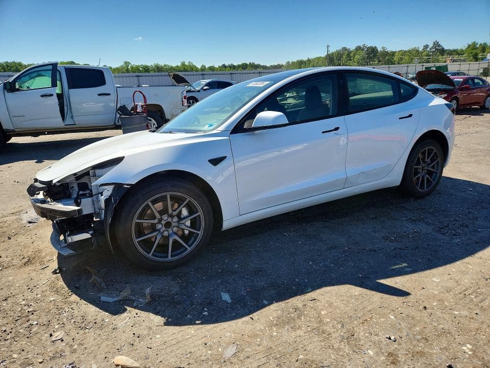 2023 TESLA MODEL 3 1