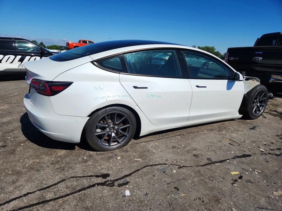 2023 TESLA MODEL 3 3