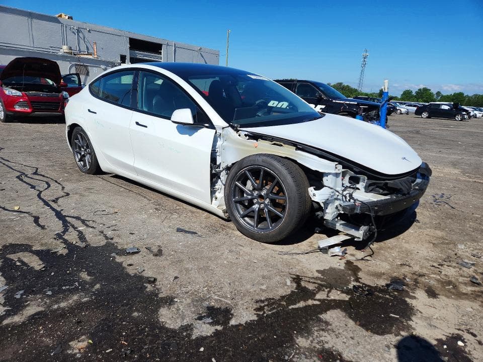 2023 TESLA MODEL 3 4
