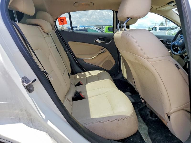 2018 MERCEDES-BENZ GLA 250 11