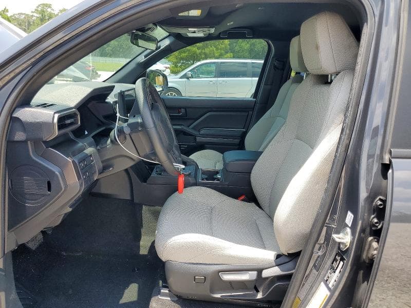 2025 TOYOTA 4RUNNER SR5 SR5 7