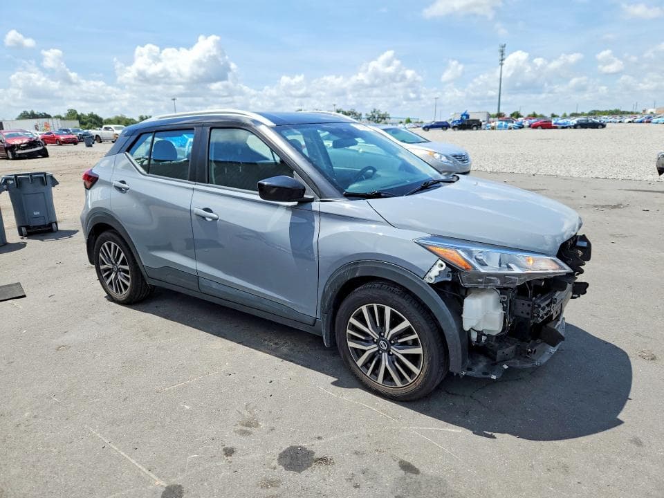 2021 NISSAN KICKS SV 4