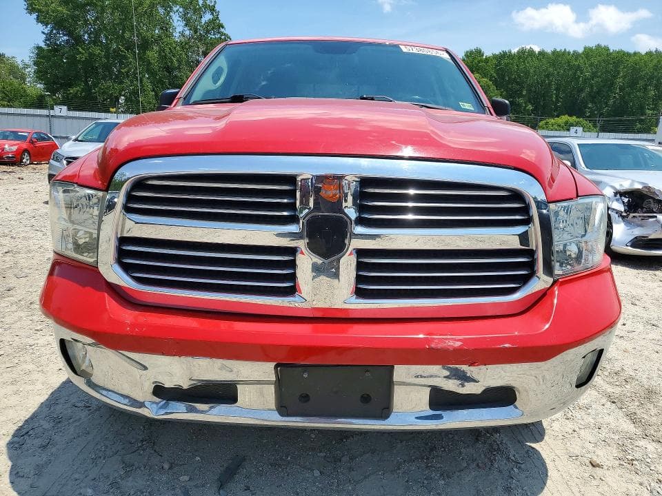 2016 RAM 1500 SLT 5