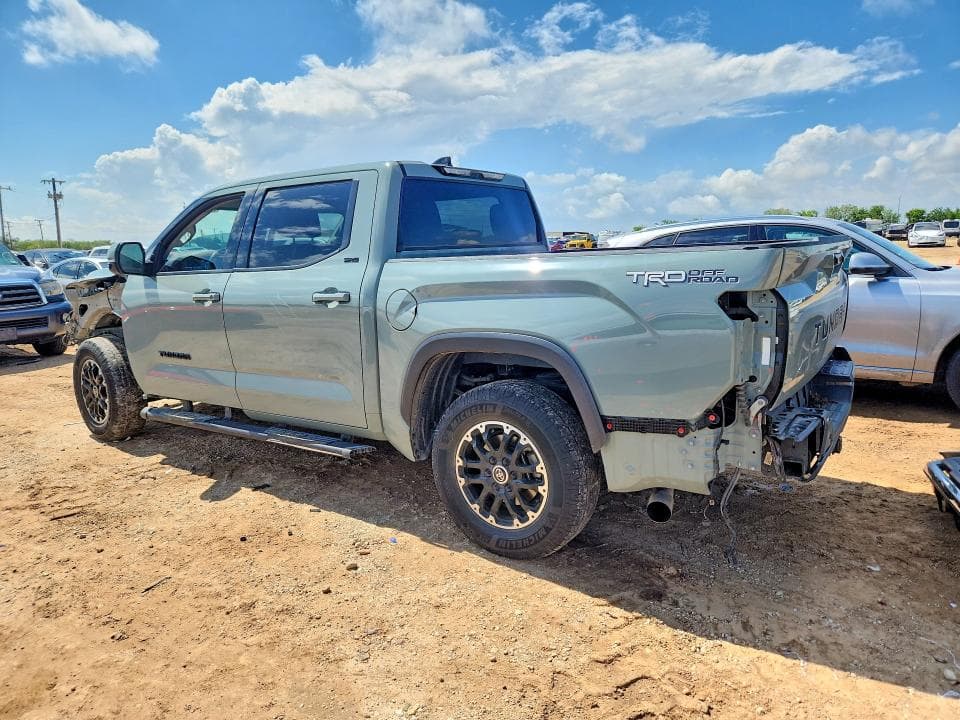 2022 TOYOTA TUNDRA SR5 2