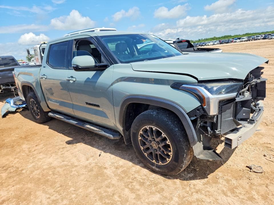 2022 TOYOTA TUNDRA SR5 4