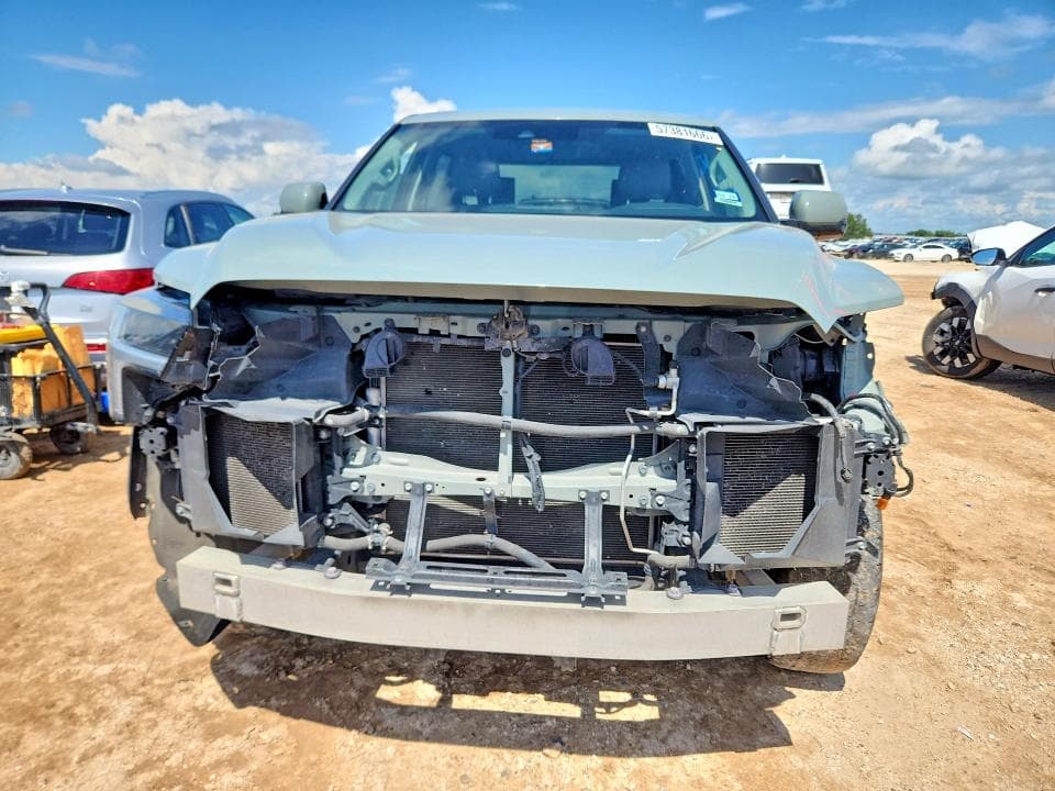 2022 TOYOTA TUNDRA SR5 5