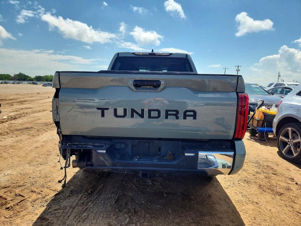 2022 TOYOTA TUNDRA SR5 6