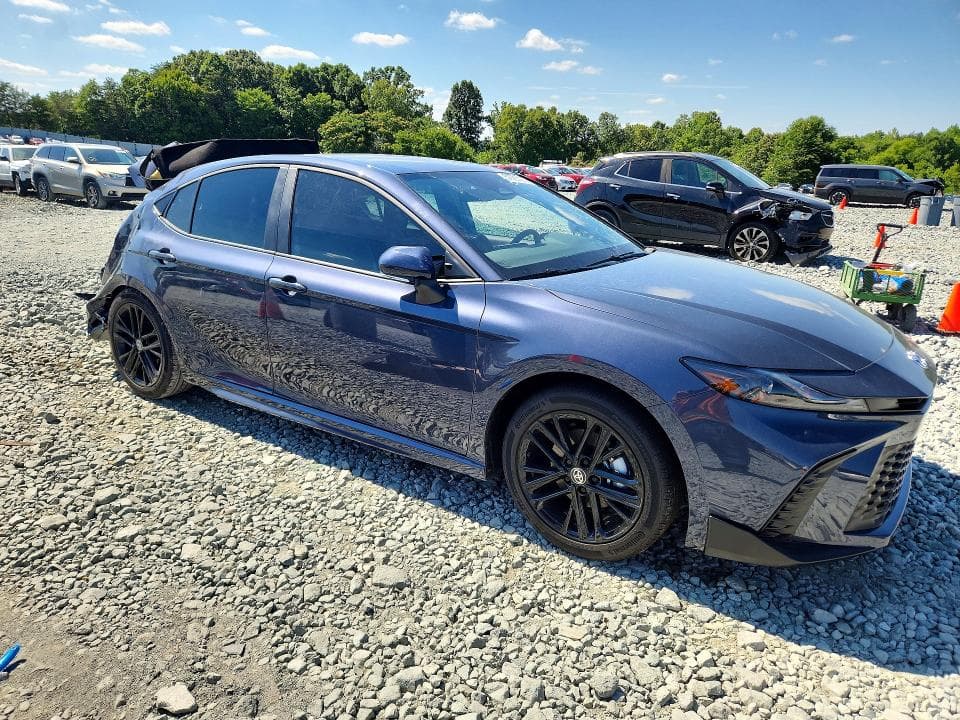 2026 TOYOTA CAMRY SE SE 4