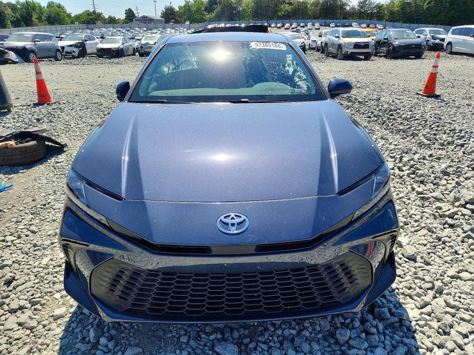 2026 TOYOTA CAMRY SE SE 5