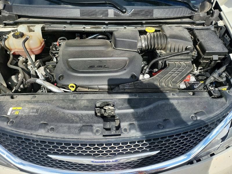 2020 CHRYSLER PACIFICA LIMITED 12